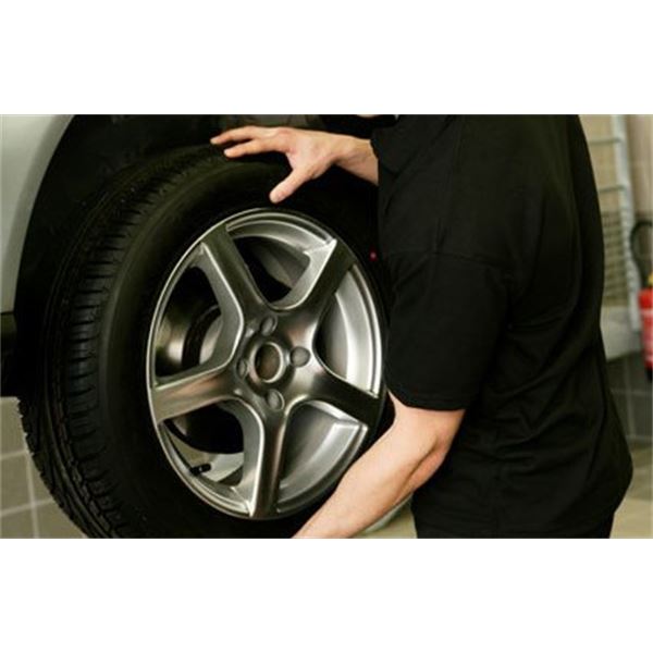 Forfait montage 1 pneu camionette / utilitaire. (montage, équilibrage, remplacement valve) Forfait montage 1 pneu camionette / utilitaire. (montage, équilibrage, remplacement valve)