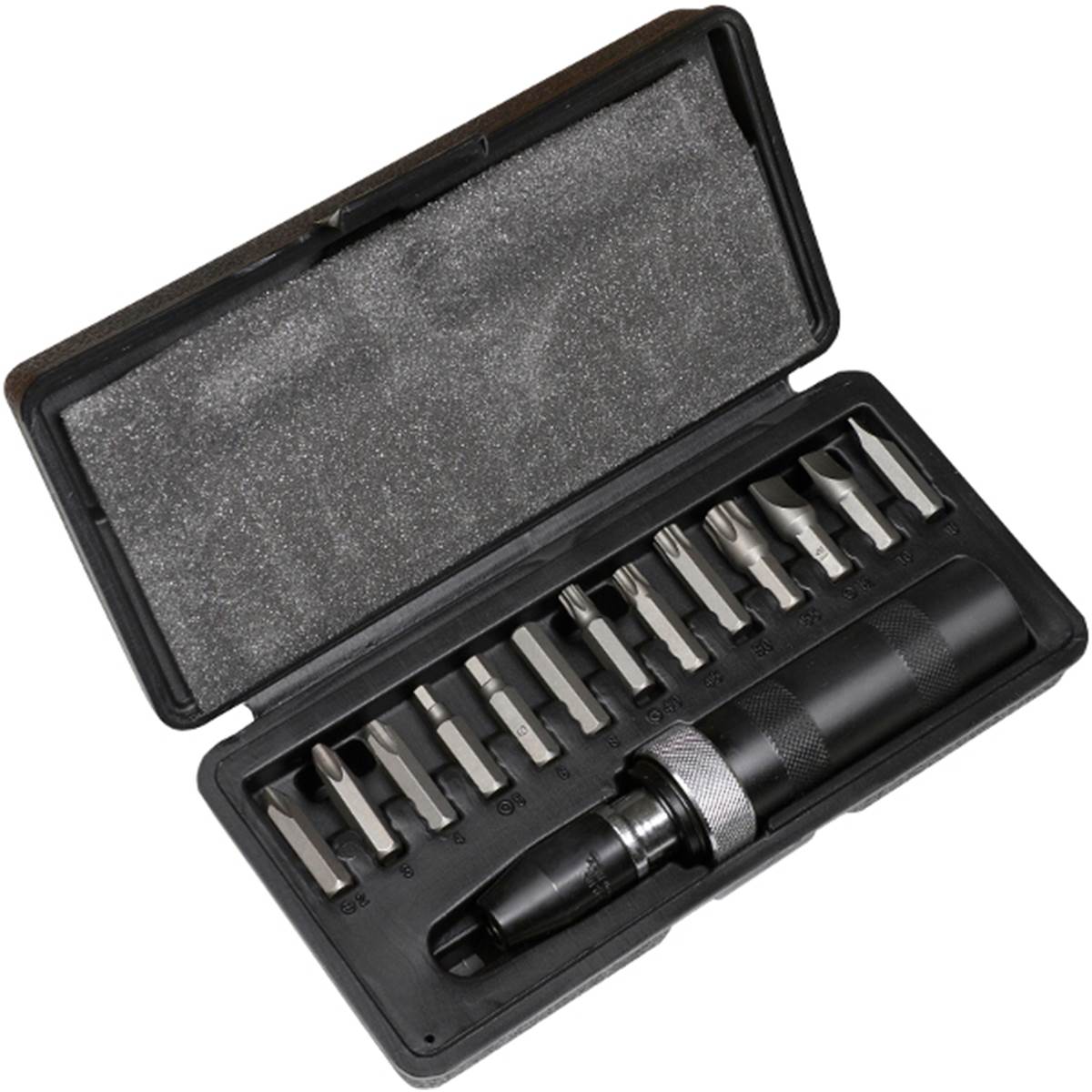 Coffret de tournevis à frapper avec embouts