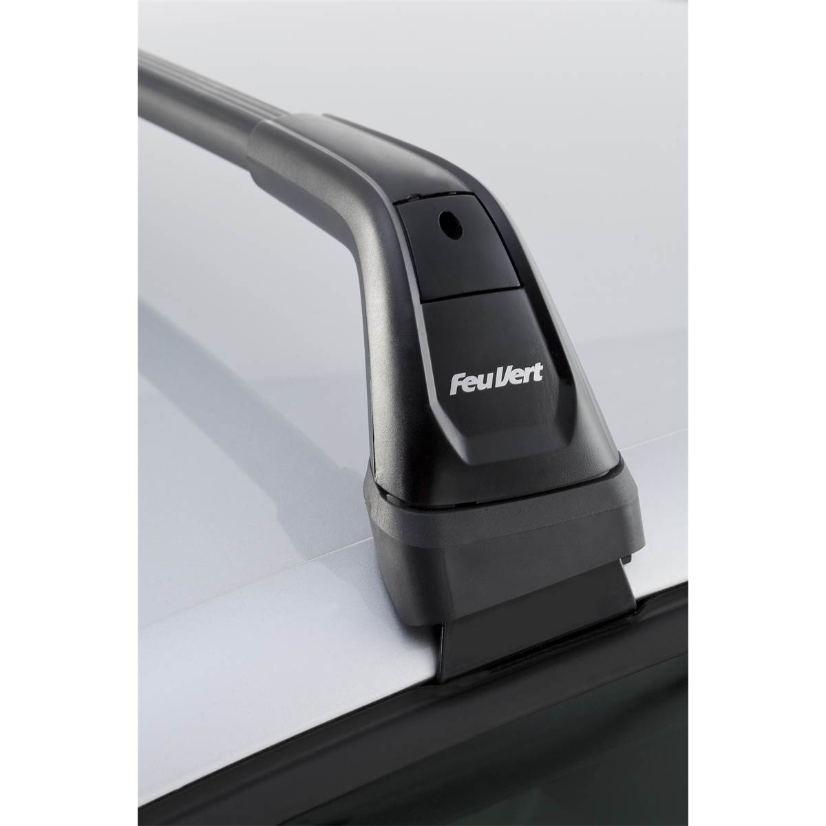 Barres de toit pour Peugeot 307 3/5p Feu Vert n°75
